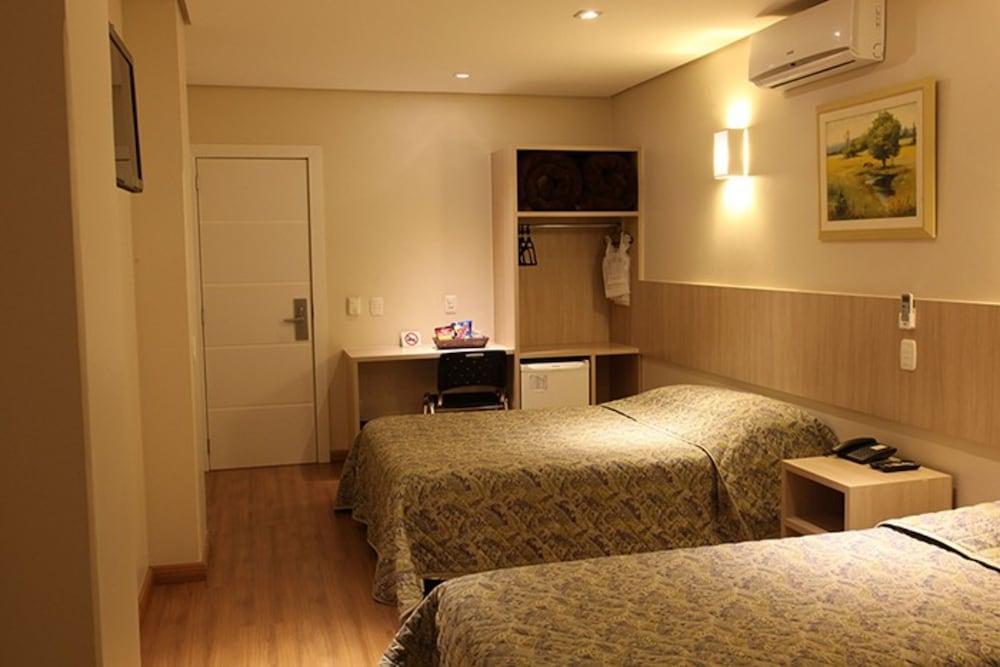 Golden Hotel - O Mais Central - Pet Friendly Chapecó Exteriör bild